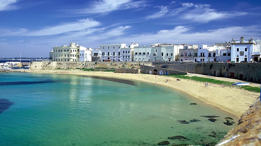 14 new Italian beaches awarded Blue Flag – here's where to find them