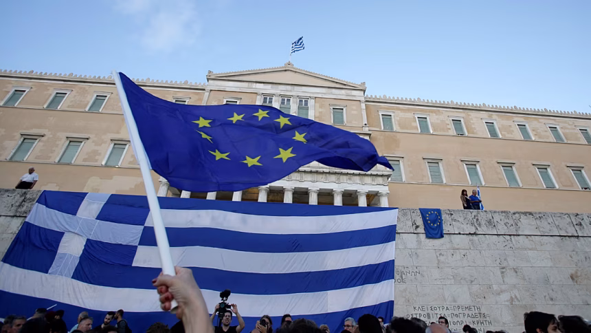 Greek stocks vs. Nasdaq 100: Which market won over the past five years?