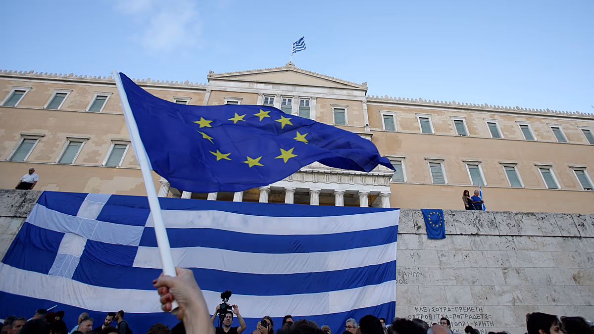 Greek stocks vs. Nasdaq 100: Which market won over the past five years?
