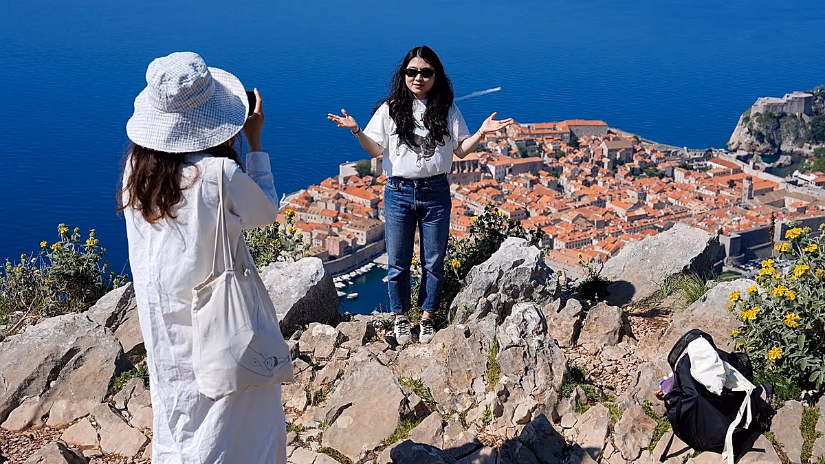 How to travel this summer without paying the price of the Middle East crisis