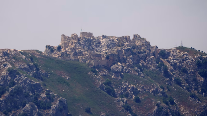 Israel recaptures Beaufort Castle in Lebanon, strongly condemned by Paris