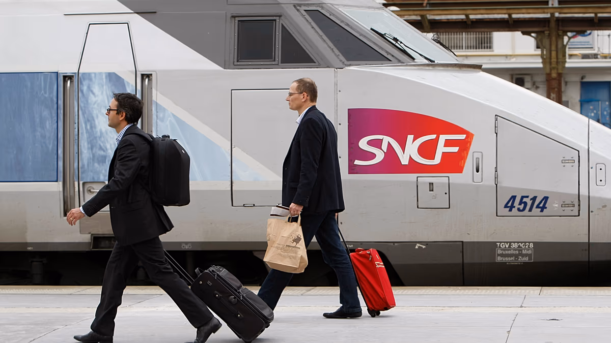 'One ticket, one journey': Can the EU simplify rail travel? Take our survey