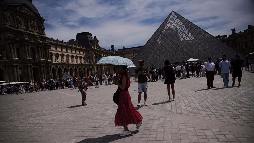 Record heat in May leaves Europe sweltering in a heat dome, testing France's preparedness for climate change