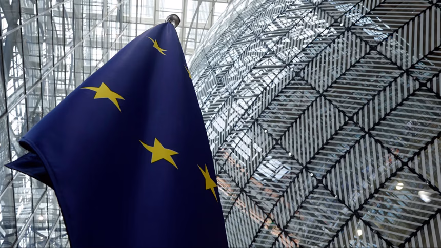 Report finds accounts linked to figures targeted by EU sanctions displayed monetization tools after sanctions