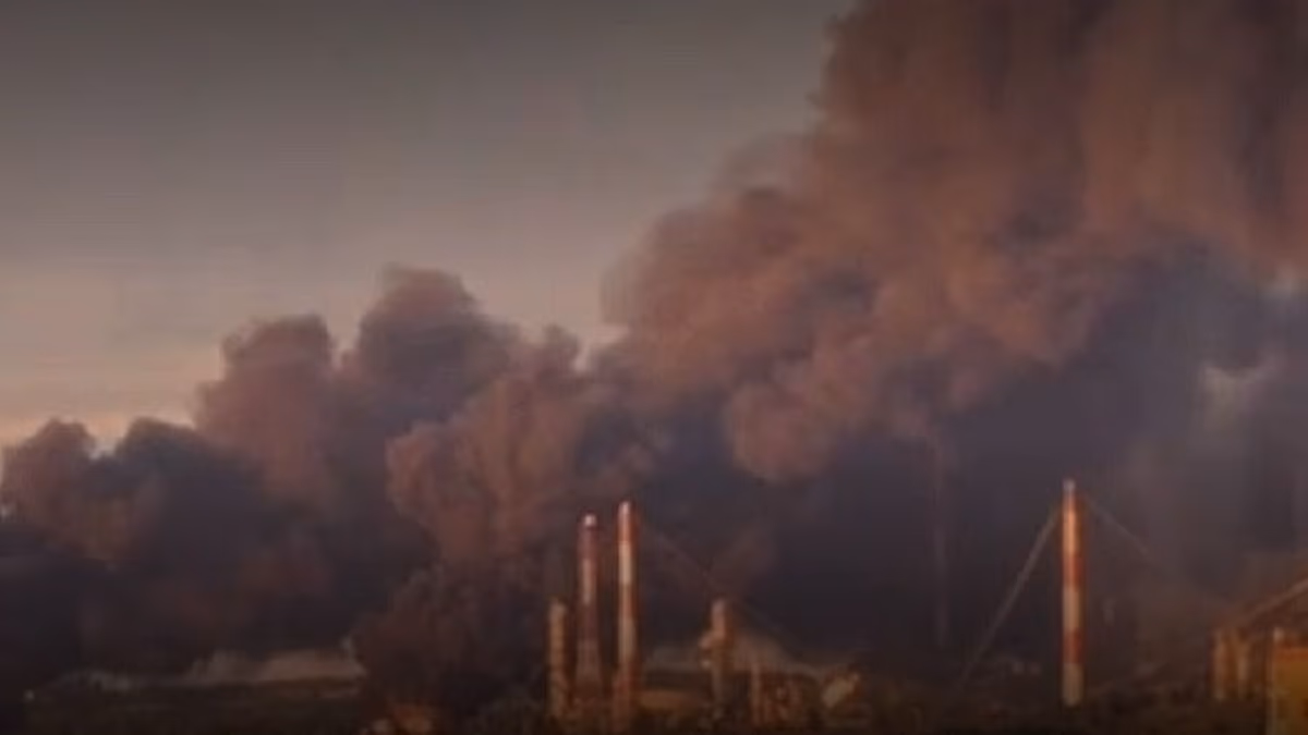 Russia launches new attack on Ukraine, Kiev attacks refinery base
