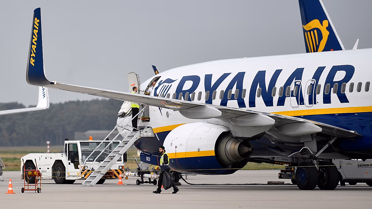 Ryanair profits rise 40% to €2.26 billion despite Boeing delays and fuel crisis
