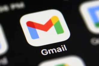 2020 Gmail icon on iOS 14