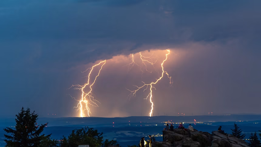 10 people injured in lightning strike in southern Germany