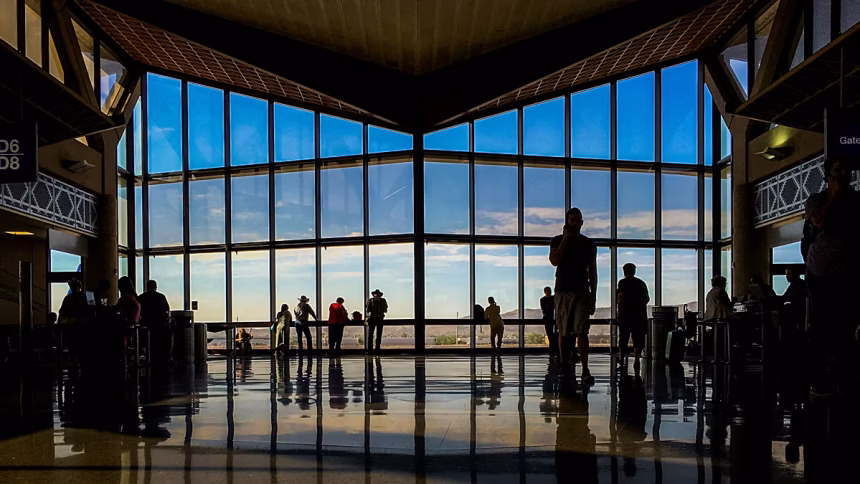 EES delays: Wizz Air urges Brits to arrive at European airports 3 hours before flight