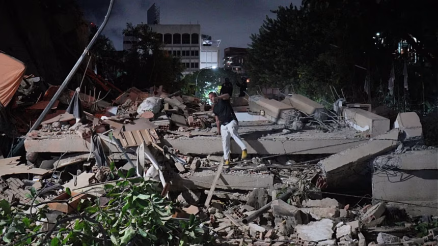 Earthquakes of magnitude 7.2 and 7.5 hit Venezuela, causing severe damage - number of victims not yet announced