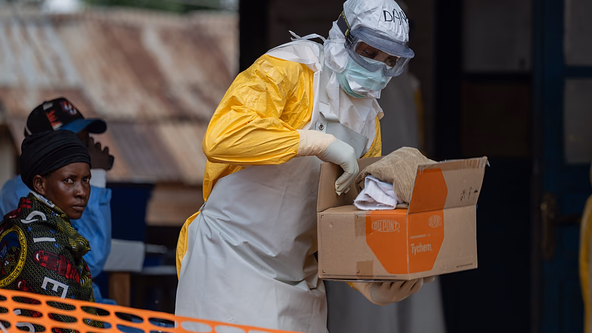 Ebola cases soar to more than 400 as concerns grow over outbreak in Central Africa