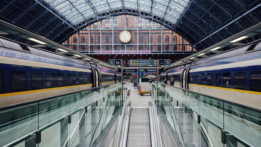 Eurostar suspends some trains between Paris and London due to heat wave