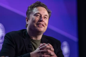Who is the richest person in the world? Top Billionaire Ranking
