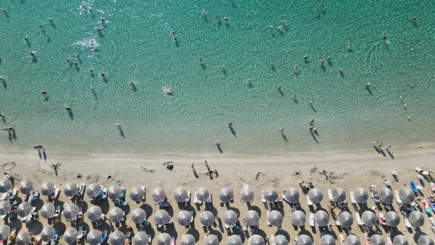 Greece records significant increase in tourism receipts and number of tourists in first four months of 2026