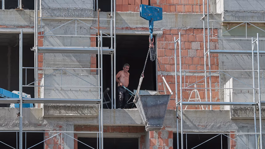 Heat stress threatens 130 million workers in Europe, trade unions warn
