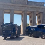 Hottest day: Berlin police deploy water cannons to combat heat wave