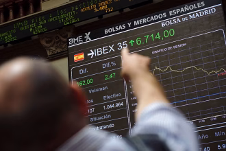 Ibex 35 rallies in deal with Iran, reaches record 19,000 points