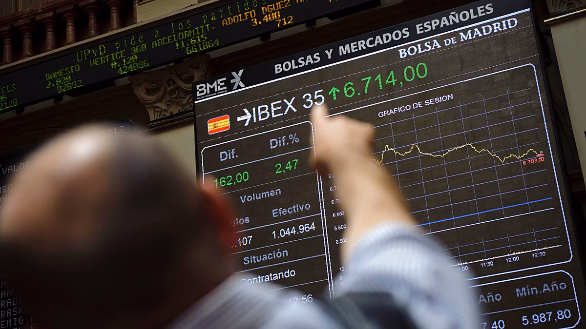 Ibex 35 rallies in deal with Iran, reaches record 19,000 points