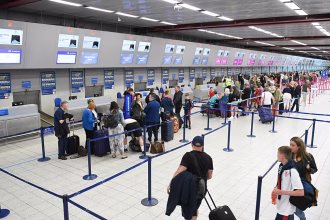 Iran war, strikes and EES: Why fewer people are flying in Europe