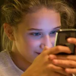 UK social media ban for kids – what overseas parents need to know