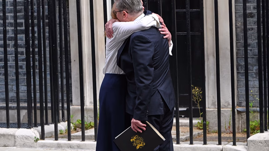 Market: Pound falls due to Keir Starmer's departure, oil prices fall due to progress in US-Iran talks