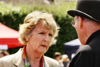 'The Good Life' star Dame Penelope Keith dies at 86