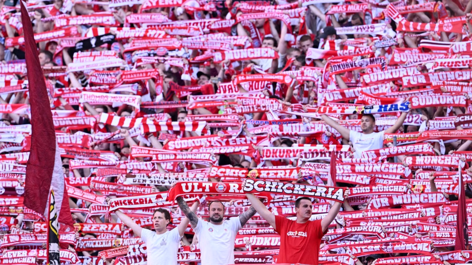 Tottenham and Manchester United begin hijacking 'sensational' Bayern Munich targets