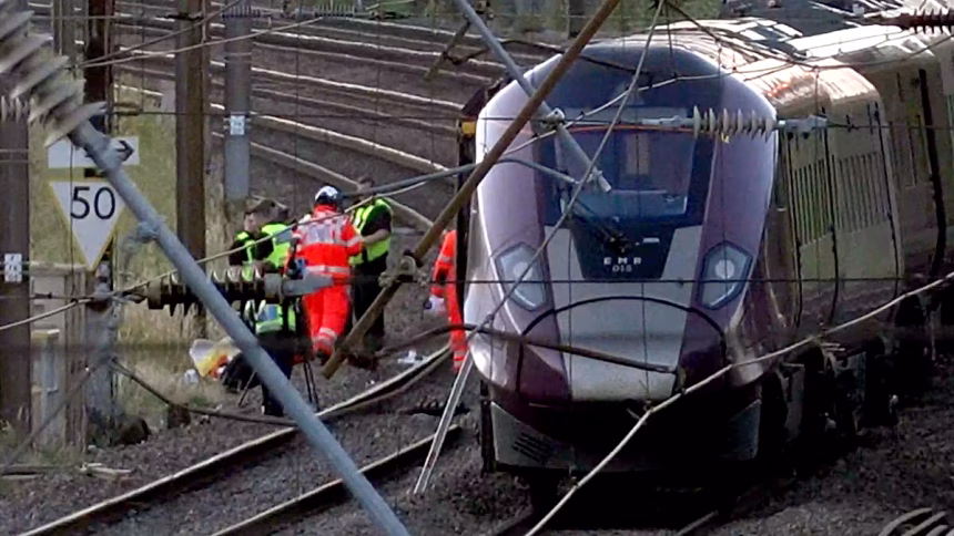 Two trains collide in UK, driver dead, nine in critical condition