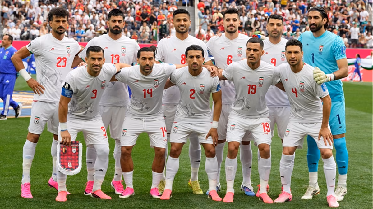 US eases restrictions on Iran national soccer team, allowing travel from two days before next match