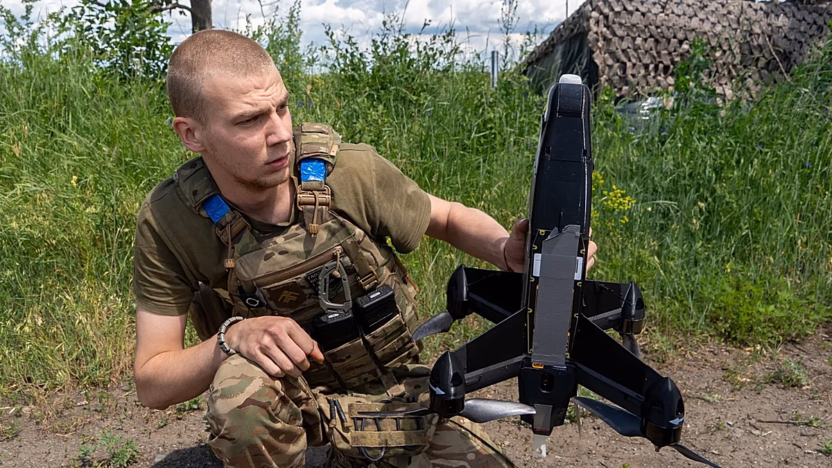 Ukraine continues to target Moscow's energy industry, attacks two Russian refineries