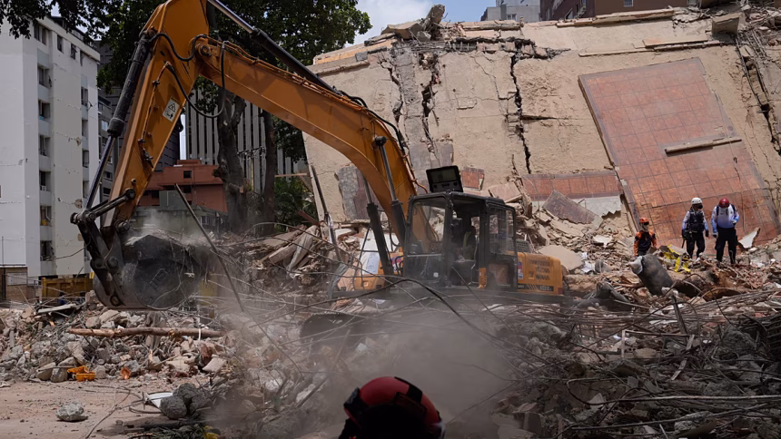 Venezuela announces death toll from earthquake: 920 dead, 3,360 injured