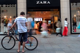 Zara owner Inditex ignores concerns about war with Iran, thanks to strong sales as stock price soars