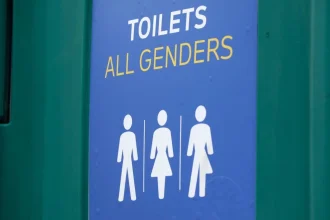 Which toilets can I use? What legal disparities between the UK and Spain mean for toilet breaks