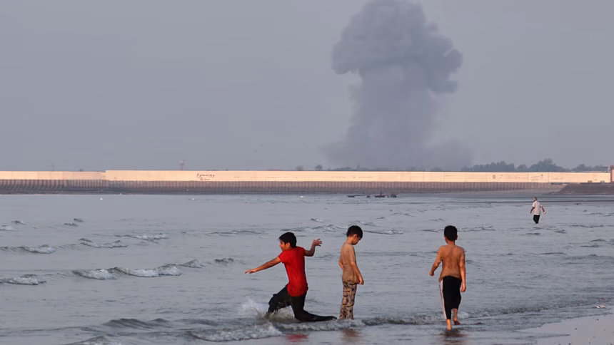 As oil prices approach $100, Gulf oil producers race to build oil alternatives to the Strait of Hormuz