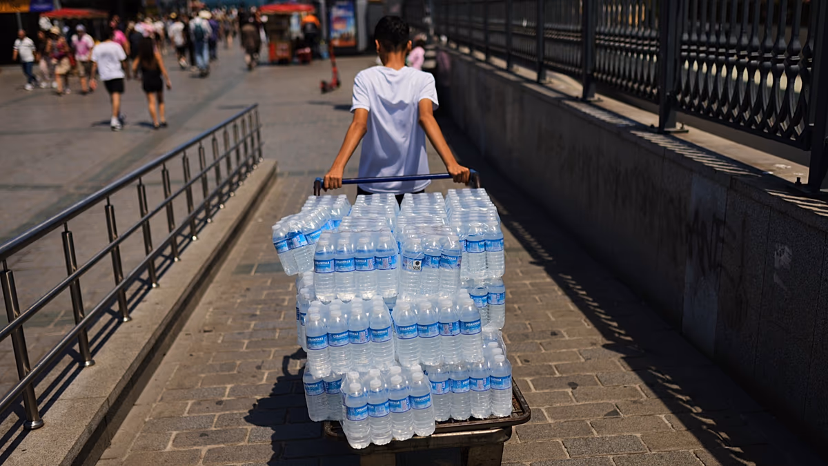 Fact check: Is the EU planning to ban multipacks of bottled water?