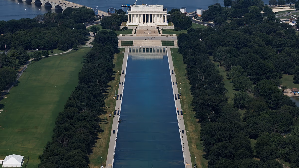 Former Olympic athlete charged with felony for destroying reflecting pool