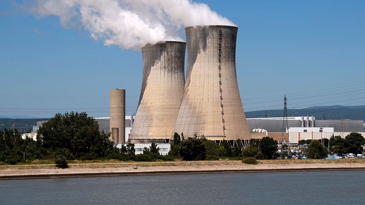 France shuts down nuclear reactors as heat wave intensifies