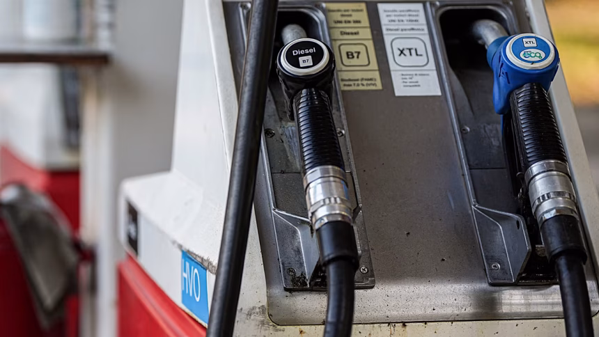 Gasoline prices in Italy exceed 2.6 euros: Opposition parties and organizations sound the alarm, government considers changes to fuel tax