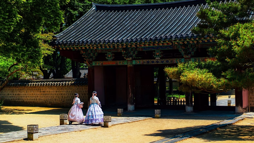 More than 30,000 votes have been cast so far for South Korea's top travel spots