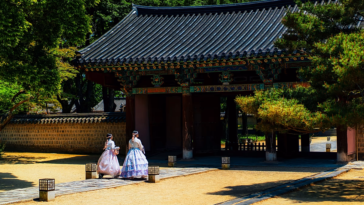 More than 30,000 votes have been cast so far for South Korea's top travel spots