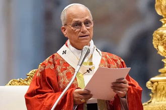 Pope calls on Lefebrist to halt ordinations of bishops
