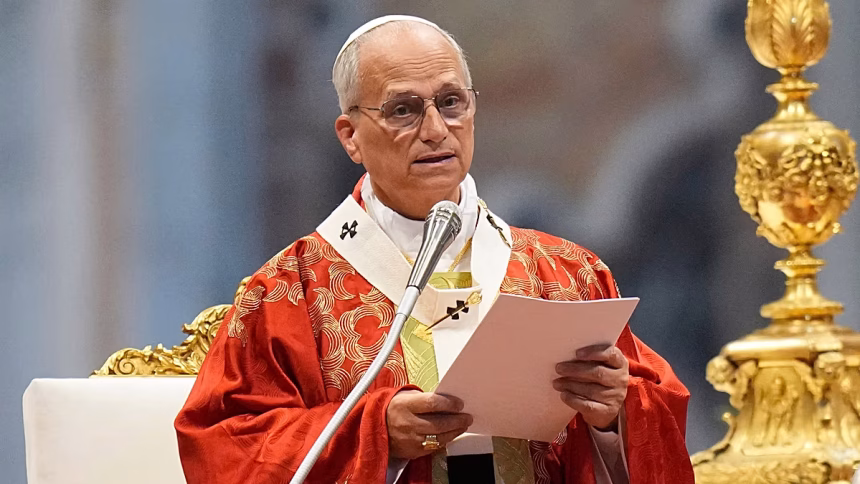 Pope calls on Lefebrist to halt ordinations of bishops