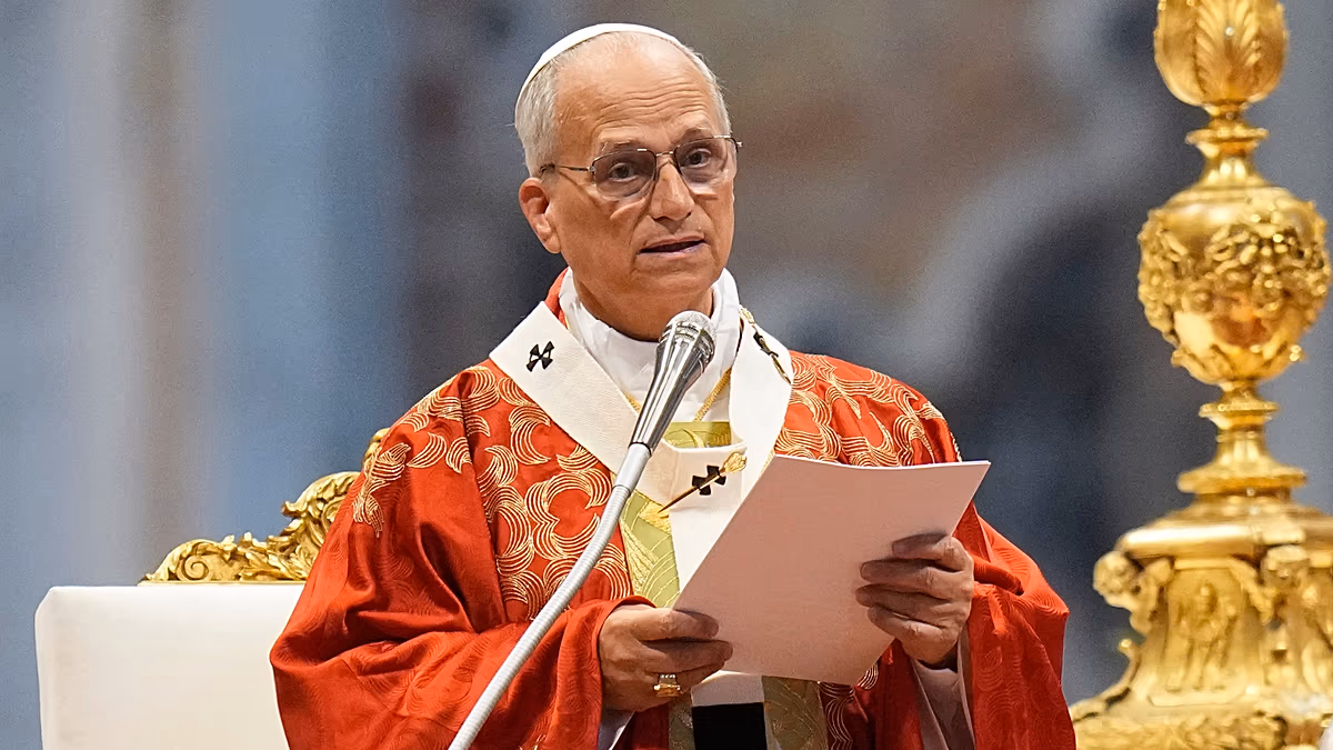 Pope calls on Lefebrist to halt ordinations of bishops