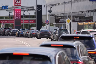 Russia's gasoline crisis worsens as citizens feel the pain of the Ukraine war