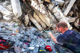 British and Spanish rescue teams race against time as search for Venezuela earthquake enters most critical stage