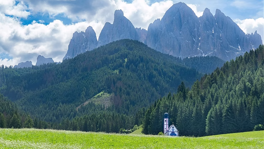Trek from Poland to Italy: 3,500 km of new hiking trails across 6 European countries