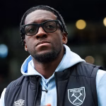 West Ham currently promise DiSasi if he signs with Chelsea on an agreed transfer fee.