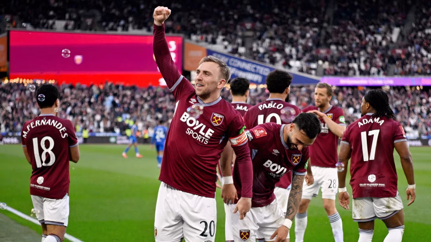 West Ham's Jarrod Bowen reportedly accepted £85m bid for Fernandes as Villa and Everton lurked