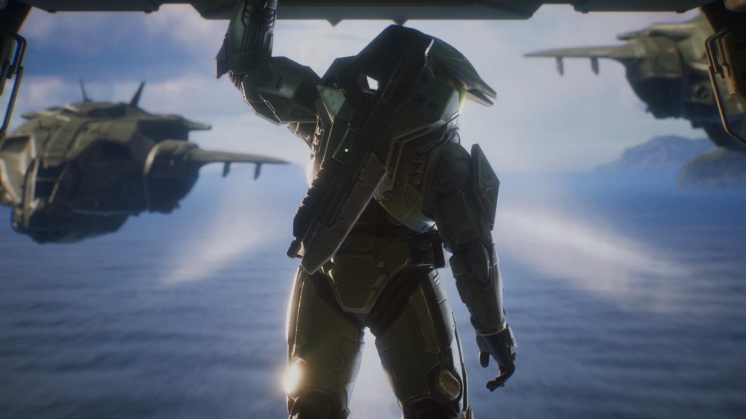 Chief at the back of a dropship in Halo Campaign Evolved.