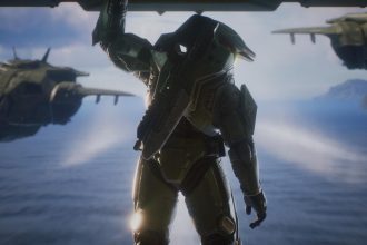 Chief at the back of a dropship in Halo Campaign Evolved.